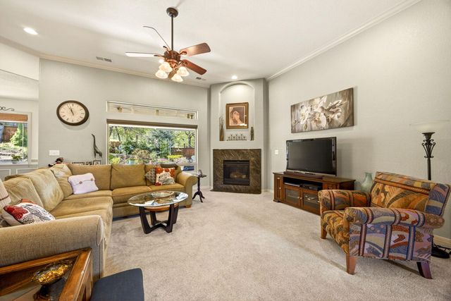 1284 Poppy Ridge Drive, Eagle Point, OR 97524