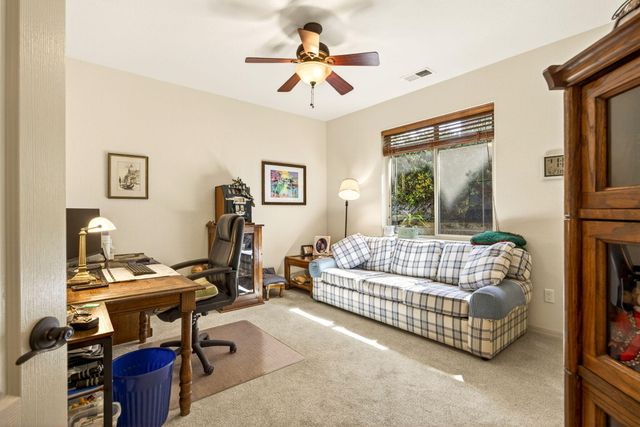 1284 Poppy Ridge Drive, Eagle Point, OR 97524