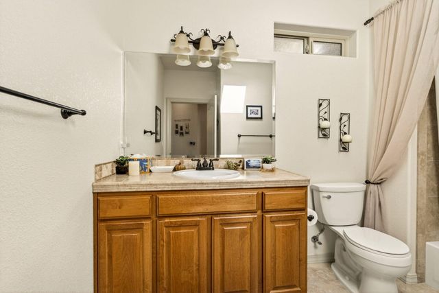 1284 Poppy Ridge Drive, Eagle Point, OR 97524