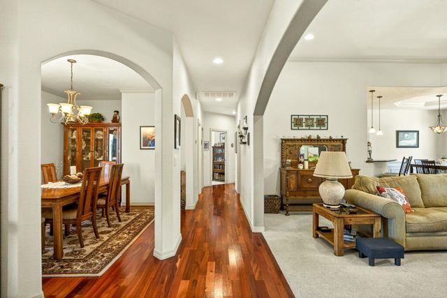 1284 Poppy Ridge Drive, Eagle Point, OR 97524