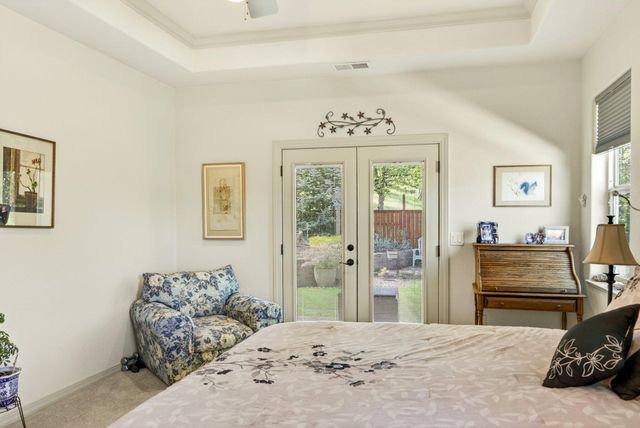 1284 Poppy Ridge Drive, Eagle Point, OR 97524