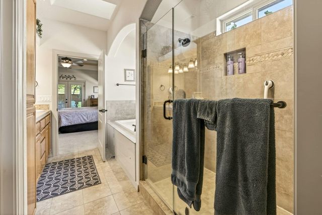 1284 Poppy Ridge Drive, Eagle Point, OR 97524