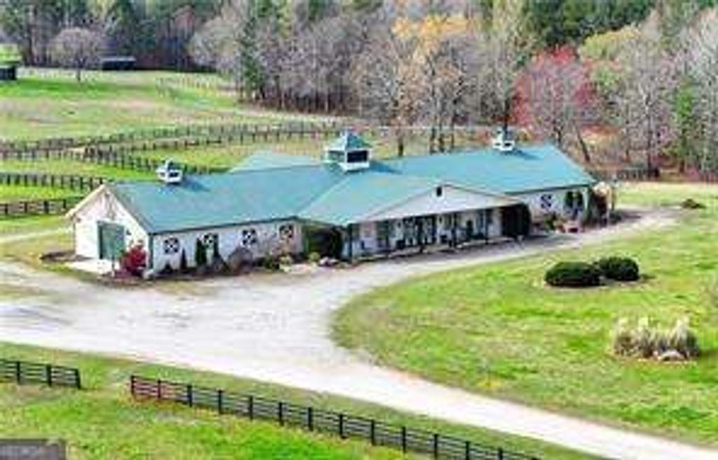 360 JD Walton Road, Newnan, GA 30263