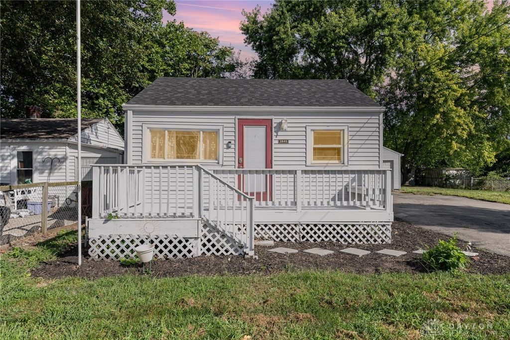 3645 Trail On Road, Moraine, OH 45439