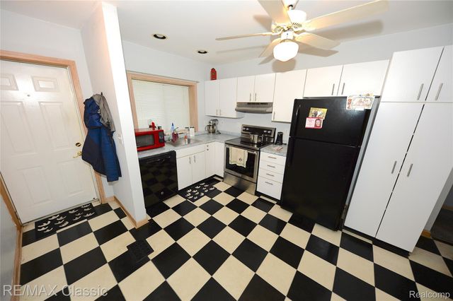 280 Hutton Street, Northville, MI 48167