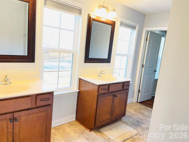 3500 Exbury Gardens Drive, Waxhaw, NC 28173