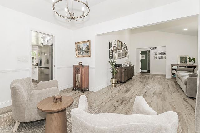 7721 N Cedar Avenue, Fresno, CA 93720