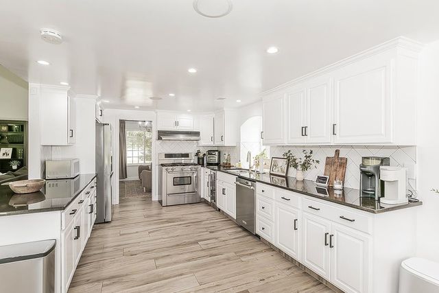 7721 N Cedar Avenue, Fresno, CA 93720