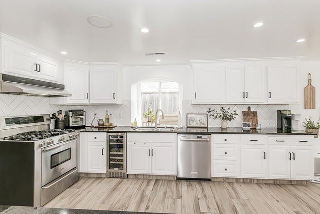 7721 N Cedar Avenue, Fresno, CA 93720