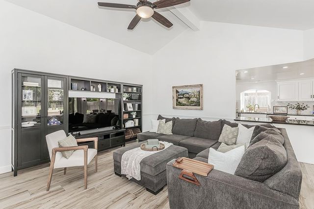 7721 N Cedar Avenue, Fresno, CA 93720