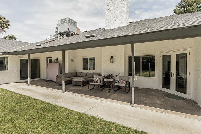 7721 N Cedar Avenue, Fresno, CA 93720