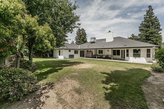 7721 N Cedar Avenue, Fresno, CA 93720