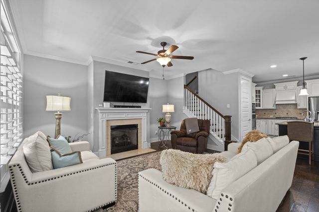 1049 Vinings Blvd, Gallatin, TN 37066