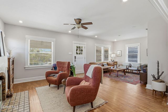 3703 Cambridge Avenue, El Paso, TX 79903