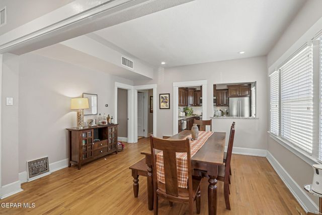 3703 Cambridge Avenue, El Paso, TX 79903