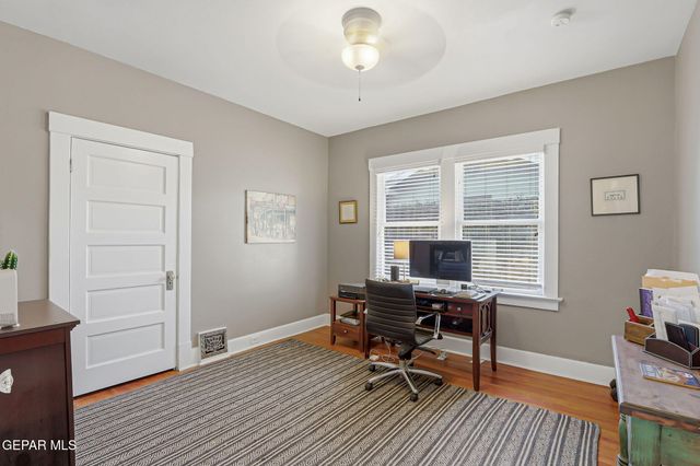 3703 Cambridge Avenue, El Paso, TX 79903