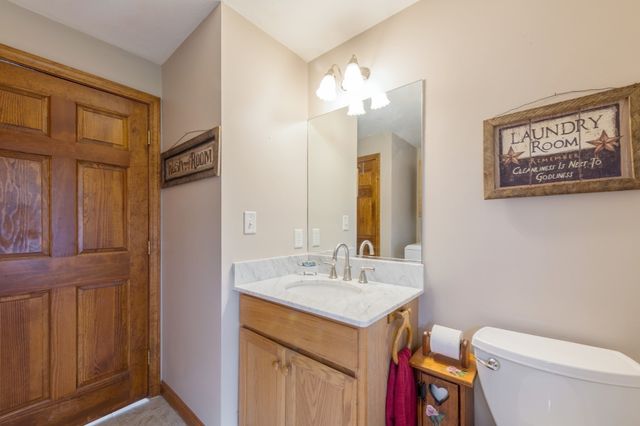 105 Shallow Pond Lane, Plymouth, MA 02360