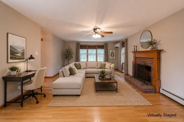 105 Shallow Pond Lane, Plymouth, MA 02360