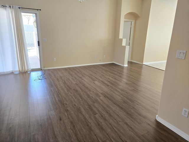 2401 S Karen Drive, Chandler, AZ 85286