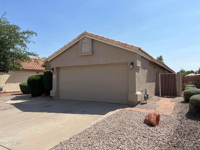 2401 S Karen Drive, Chandler, AZ 85286