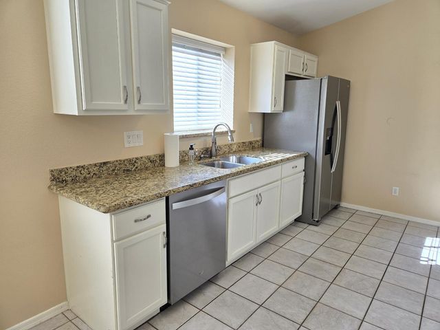 2401 S Karen Drive, Chandler, AZ 85286