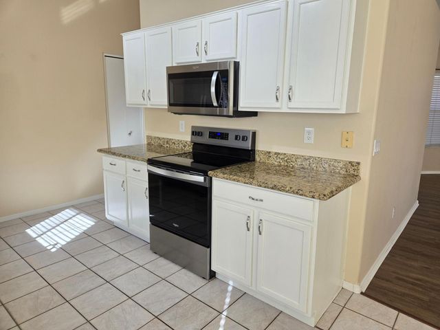 2401 S Karen Drive, Chandler, AZ 85286