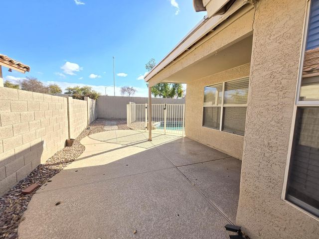 2401 S Karen Drive, Chandler, AZ 85286