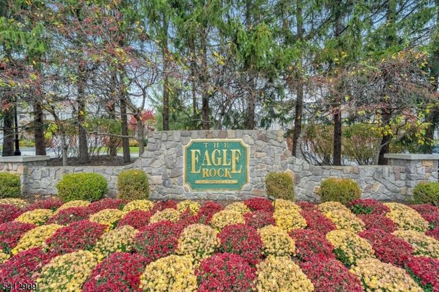 30 Clements Ct, Roseland Boro, NJ 07068