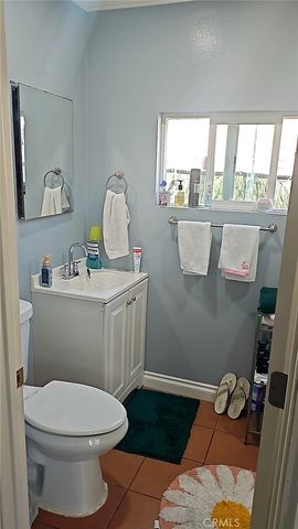 1664 E 113th, Los Angeles, CA 90059