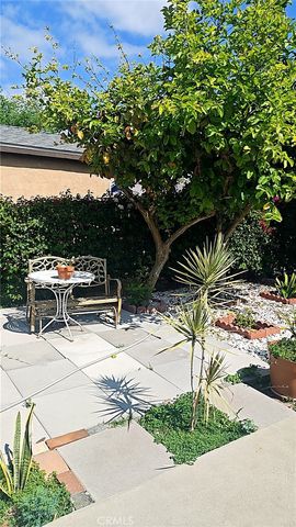 1664 E 113th, Los Angeles, CA 90059
