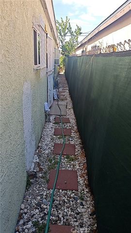 1664 E 113th, Los Angeles, CA 90059