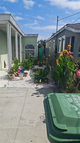 1664 E 113th, Los Angeles, CA 90059