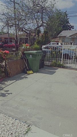 1664 E 113th, Los Angeles, CA 90059