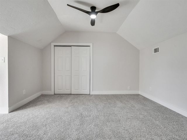 7016 Delesandri Drive, Hitchcock, TX 77563