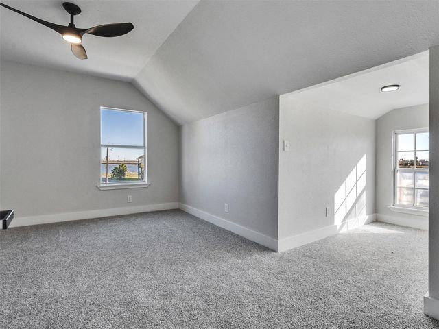 7016 Delesandri Drive, Hitchcock, TX 77563