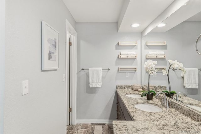 10715 E Dorado Avenue, Englewood, CO 80111