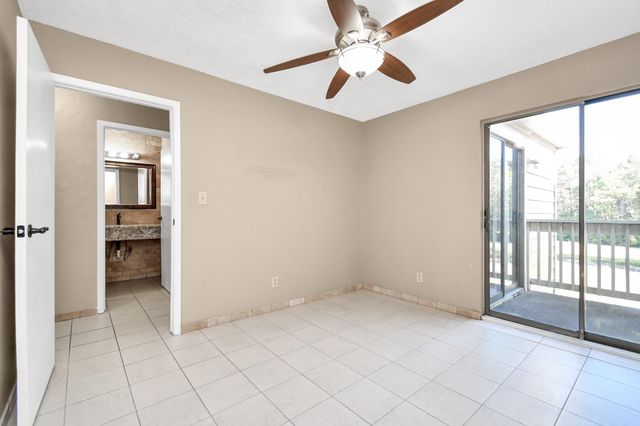 2501 Gulf Freeway 250D, Dickinson, TX 77539