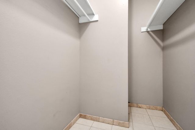 2501 Gulf Freeway 250D, Dickinson, TX 77539