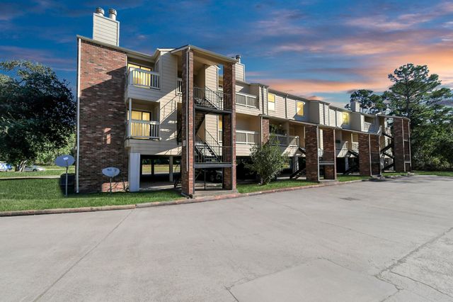 2501 Gulf Freeway 250D, Dickinson, TX 77539