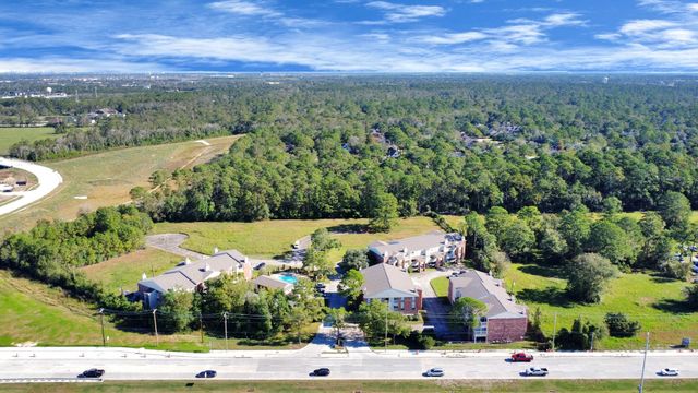 2501 Gulf Freeway 250D, Dickinson, TX 77539