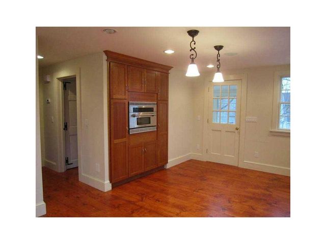 57 Dewolf Avenue, Bristol, RI 02809