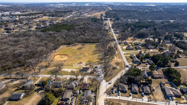 2914 Persimmon Road, Dallas, TX 75241