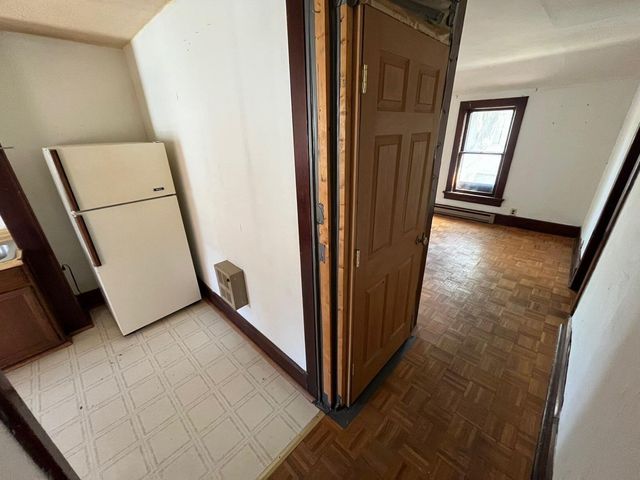203 E Delaware Street, Decatur Vllg, MI 49045