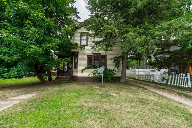 203 E Delaware Street, Decatur Vllg, MI 49045