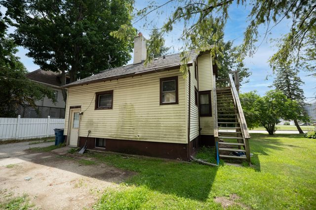203 E Delaware Street, Decatur Vllg, MI 49045