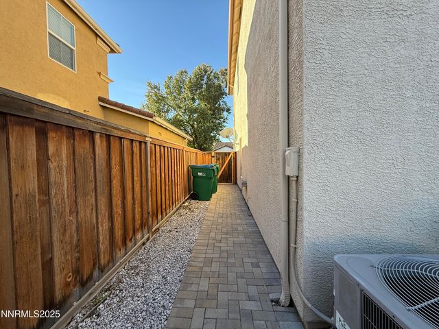 435 Stradella Court, Reno, NV 89521