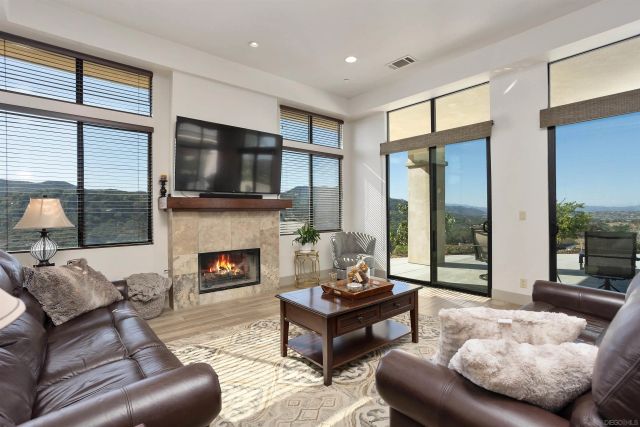 11888 Rancho Heights Rd, Pala, CA 92059