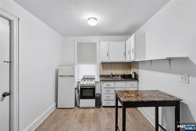 99 Bruen Street, Newark, NJ 07105