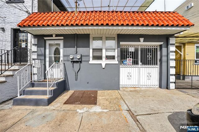99 Bruen Street, Newark, NJ 07105