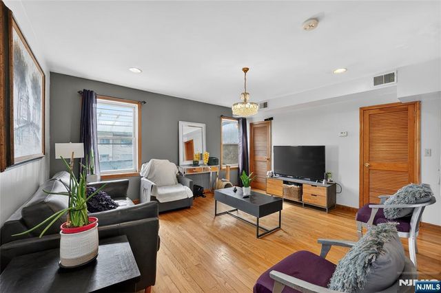 99 Bruen Street, Newark, NJ 07105